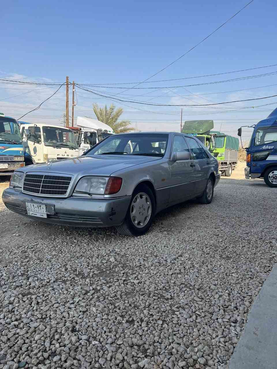 السلام عليكم مرسيدس موديل ٩٤ سياره جاهزه ممعنه الكلمه بدون حادث شرط ولا خياس مكينه جديده حيل كير جديد مكاني كربلا الحسينيه  ٥٢.  وبيهه مجال ***********.  ***********
