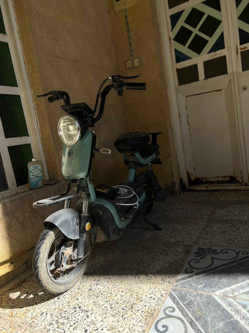 دراجه شحن للبيع مابيه شي شغاله بس التاير الوره مبنچر رايدهه ب١٥٠الف


**إذا كنت صاحب هذا الإعلان وتريد حذفه لأي سبب، رجاءا أرسل رسالة إلى الدعم الفني**