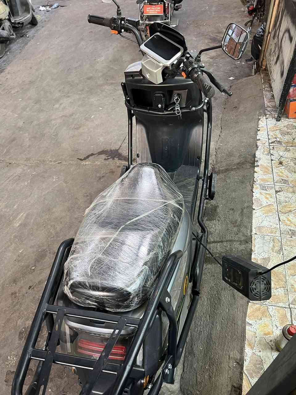 سلام عليكم دراجة للبيع  فول مواصفات
6 باتري كبير

 3 سرع

 بصمه تشغيل عن بعد 

مفتاح

ويل امامي خلفي  رياضي 

نظافة فول 

السعر 750 ألف وبيها مجال بسيط

العنوان بغداد البلديات 

***********📞☎️
