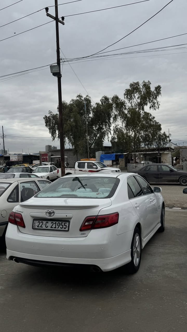 كامري سپورت 2010 كندي قطعتين بخ بدون معجون   ***********
