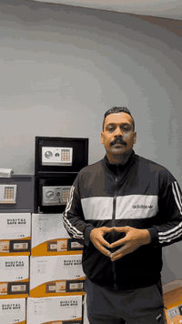 عنوانا بغداد حي الجهاد قرب مسبح السلام الاولمبي للحجز ارسال رقم وعنوان...