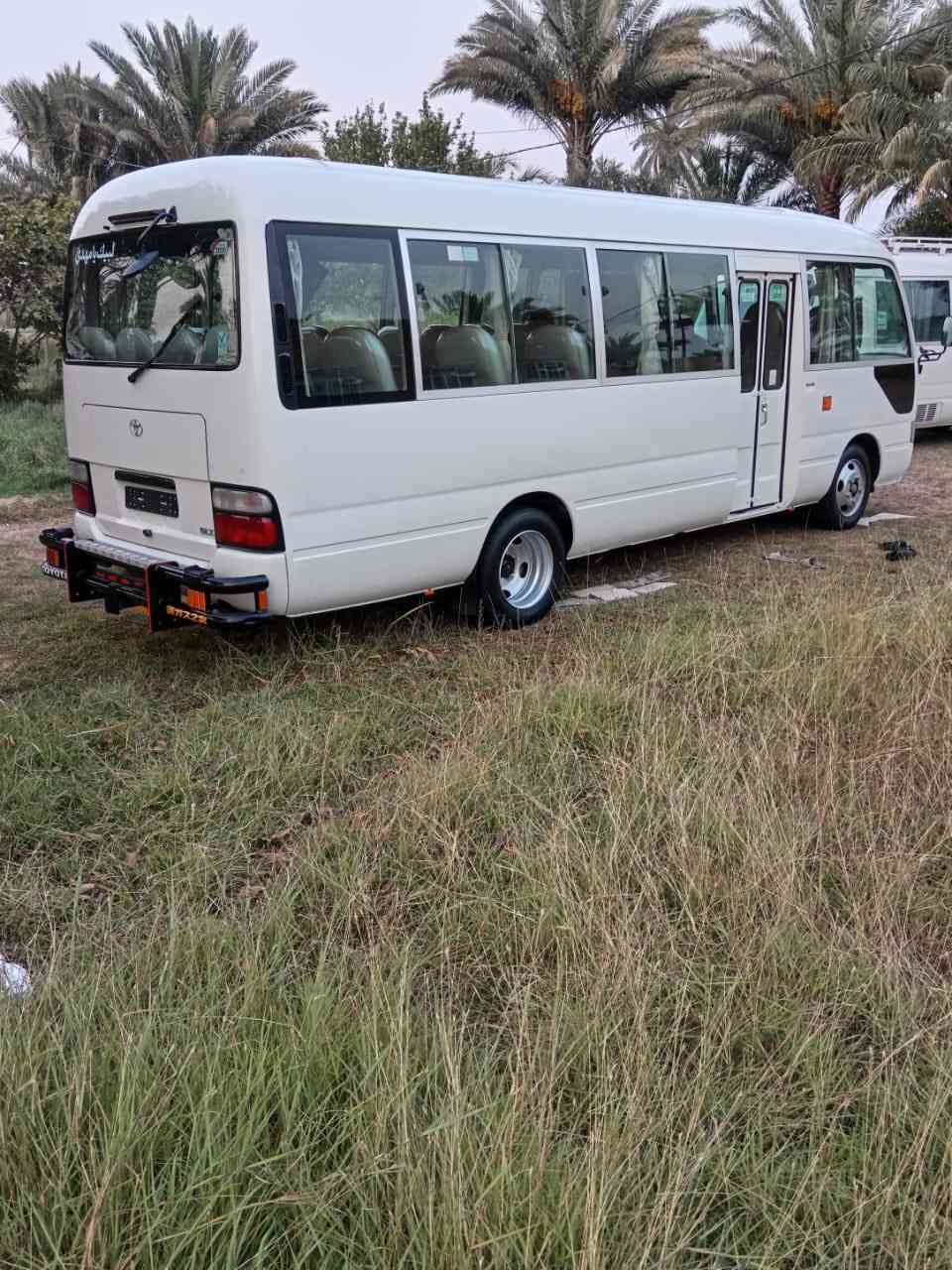 سياره كوستر موديل 2015 سياره رقم بغداد انكليزي سياره كفاله عامه من كلشي كير مكينه اكسن كفاله كشن ستاركس تانكي محور يعني كامله مكمله ما بيها اي نقص سوبيه درج درع يعني اي نقص ما بيها مكان السياره ابو غريب *********** وهم بي واتساب
