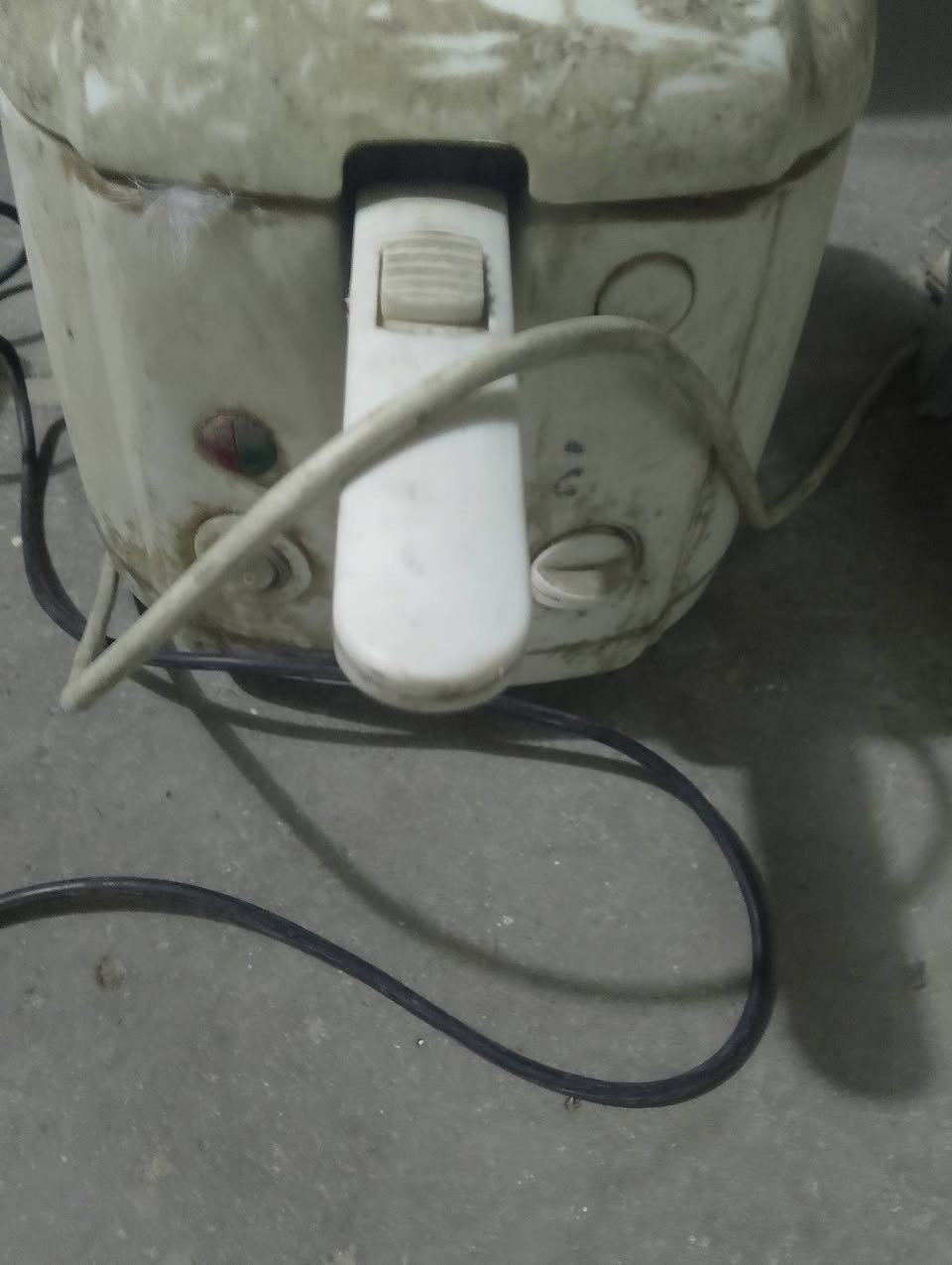 غراض للبيع 
براد شغال وعلى الفحص
باسكل اطفال 
تنور حديد أرضي
قلايه شغاله على الفحص
مكنسه كهربائيه شغاله على الفحص
مكاني بغداد مدينة الصدر 
اليريدهن يراسني على الخاص وشكرا


**إذا كنت صاحب هذا الإعلان وتريد حذفه لأي سبب، رجاءا أرسل رسالة إلى الدعم الفني**