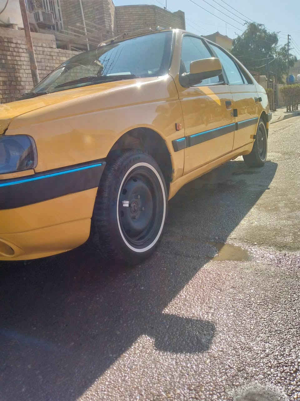 السلام عليكم ورحمه الله وبركاته
بيجو أكد موديل 2016

رقم انكليزي كربلاء

سنوينه لل2029

بيها تكحيلات بسيطه 

تخم تاير مكينه فرنسي
تبريد ثلج 
السعر المطلوب 38وبيها مجال قليل

مكان السياره بغداد جسر ديالئ

هاتف ***********
