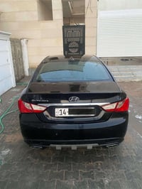 سوناتا • ٢٠١١ • قطع غيار