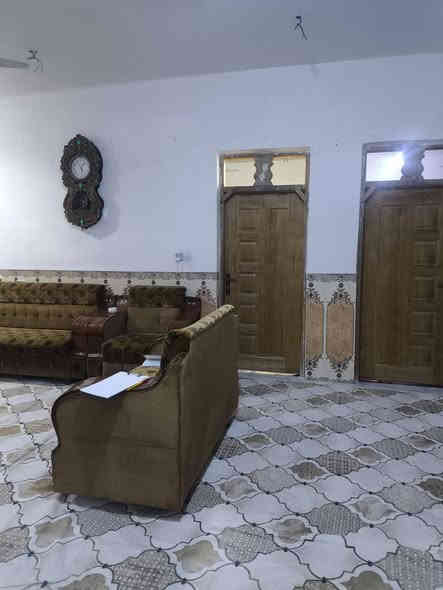 بيت البيع كوت جديده مساحه 200متر غرفتين وصاله ومطبخ وستقبال صحيات داخليه خارجيه مرقم من قسم البلديه سعر 65وبي مجال ستفسار ***********
