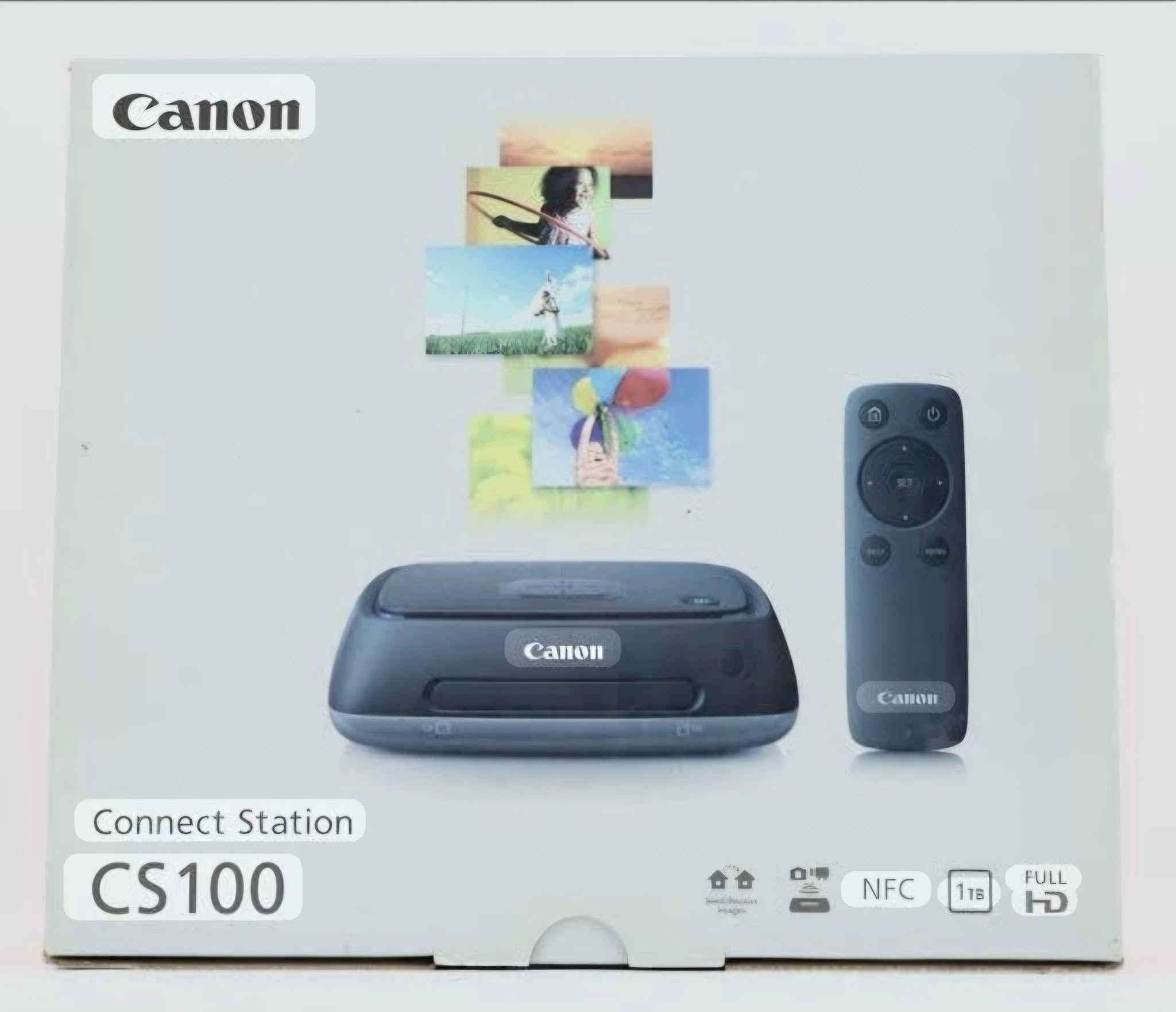 الى اصحاب الخبرة الاختصاص
للبيع بعده لك ممستخدم 
هذا الجهاز هو Canon Connect Station CS100، وهو مركز تخزين ومشاركة للصور والفيديو.

يحتوي على قرص صلب بسعة 1 تيرابايت لتخزين الملفات بشكل آمن.

يدعم التوصيل اللاسلكي عبر Wi-Fi و NFC لنقل الصور بسهولة من الكاميرات المتوافقة.

يمكن توصيله بالتلفزيون عبر HDMI لعرض الصور ومقاطع الفيديو بدقة عالية
السعر 75,000 ألف
الشراي يتواصل واتساب
***********
