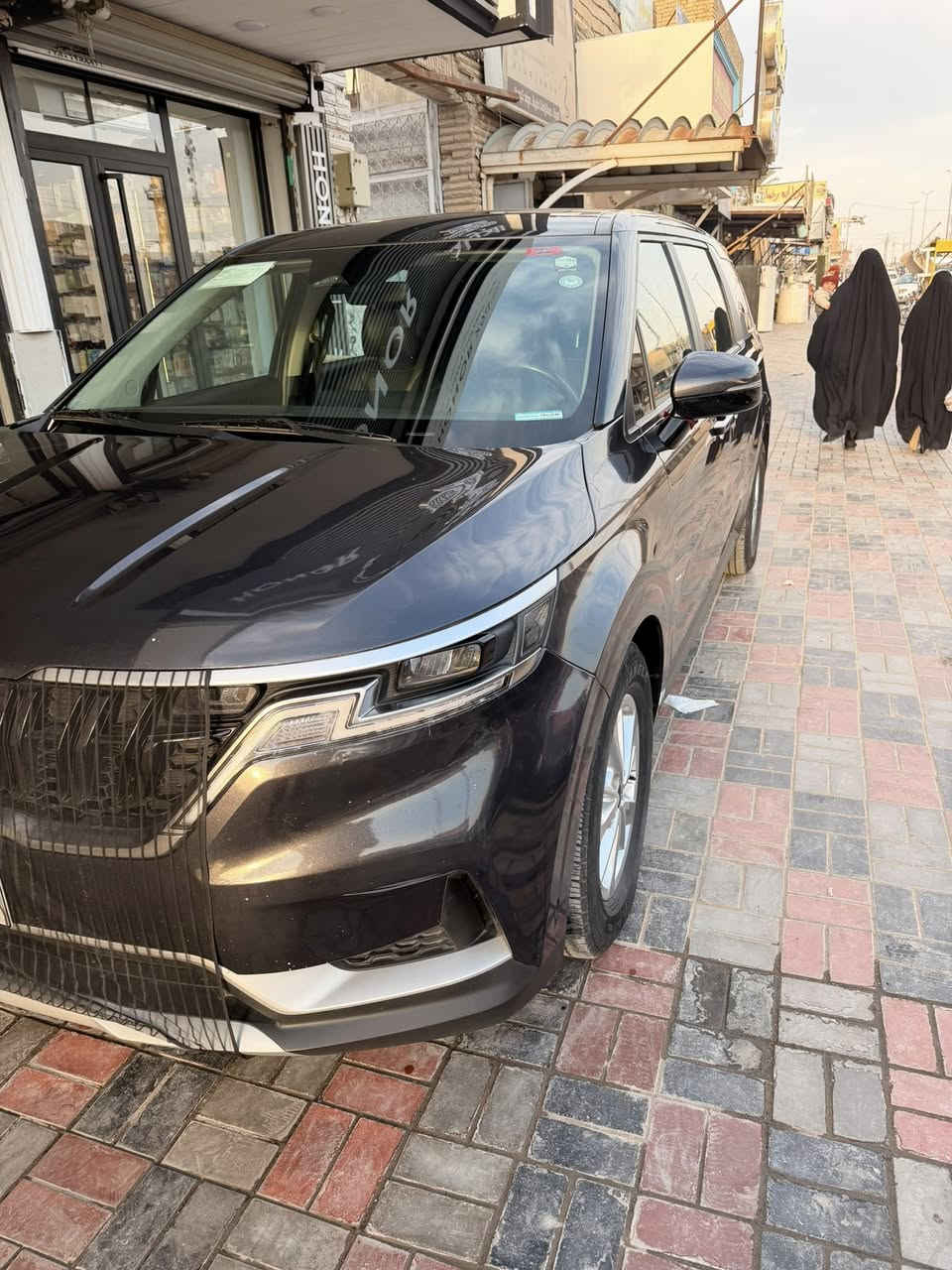 السلام عليكم
Kia Carnival  كيا كرنفال
موديل 2022 بانزين فقط وارد امريكي 
الفئه KALIDY
الموصفات 

ماشية 100 الف كيلو 
مكينه 6 سلندر vvt
1.بصمة أبواب
2. شاشة
3. تحديد مسار
4.كشنات جلد vib
5.بصمة
7 .لد نهاري
 8. حساسات لايتات
9. بيبان كهرباء 
10. رادارات 
11. كشافات
12. لايتات لد 
13. مانع تصادم
14. ثلاث قطع تبريد وتبريد مركزي
15. هند بريك بصمه  
17. مراقبة نعاس السايق
18. وضعيات قياده 5 سبورت إيكو نورمال سمارت 
19.مثبت سرعه
20. تحكم ستيرن 
وبعد بيهه هواي موصفات

سياره موجود كربلاء الهندية
السعر المطلوب 260
……. 
اتصال على الارقام التاليه 
……
السياره مرقمه اربيل  
………..
صور الحادث مرفق ويه الصور 

………
السياره بدون دواخل بدون ايرباك 
حادث جاملغ واشويه من البنيد نفسهن راجعات

……
وتساب او اتصال 
‏‭
***********
