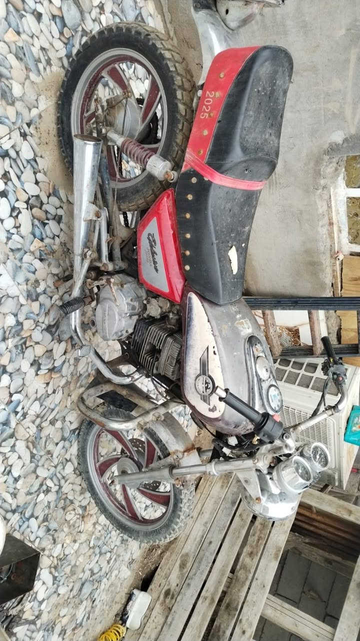 سلام عليكم 
تايموته مديل 2016 
كلك كلك كلك 
عوزه ترتيب شغاله مكينه ناعمه كهربائيات شغاله عوزه باتري وترتيب بسيط سعرهه ب175 وبيه مجال عنواني ناصريه مركز.


**إذا كنت صاحب هذا الإعلان وتريد حذفه لأي سبب، رجاءا أرسل رسالة إلى الدعم الفني**