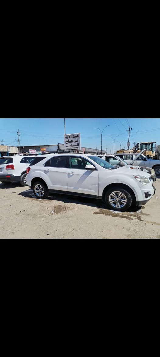 'السلام عليكم 
كوينكس 2017 وارد امريكي  رقم ميسان نكليزي  باسمي   
مواصفاتها LT
🔴مكينة (2400 )ومعروف ا شرط تنسه الادوانز 

🔴كشن كهربائي
🔴شاشه كبيره
🔴فول تحكم ستيرن 
🔴كروز سرعه 
🔴دمام خلفي 
🔴مانع انزلاق
🔴 نظام ايكو
🔴حساسات تايرات 
سيارة حادث أمريكا جامله  وبنيد موجود السعر 115 ورقة وبيه مجال العنوان واسط للاستفسار *********** عمارة, ميسان
