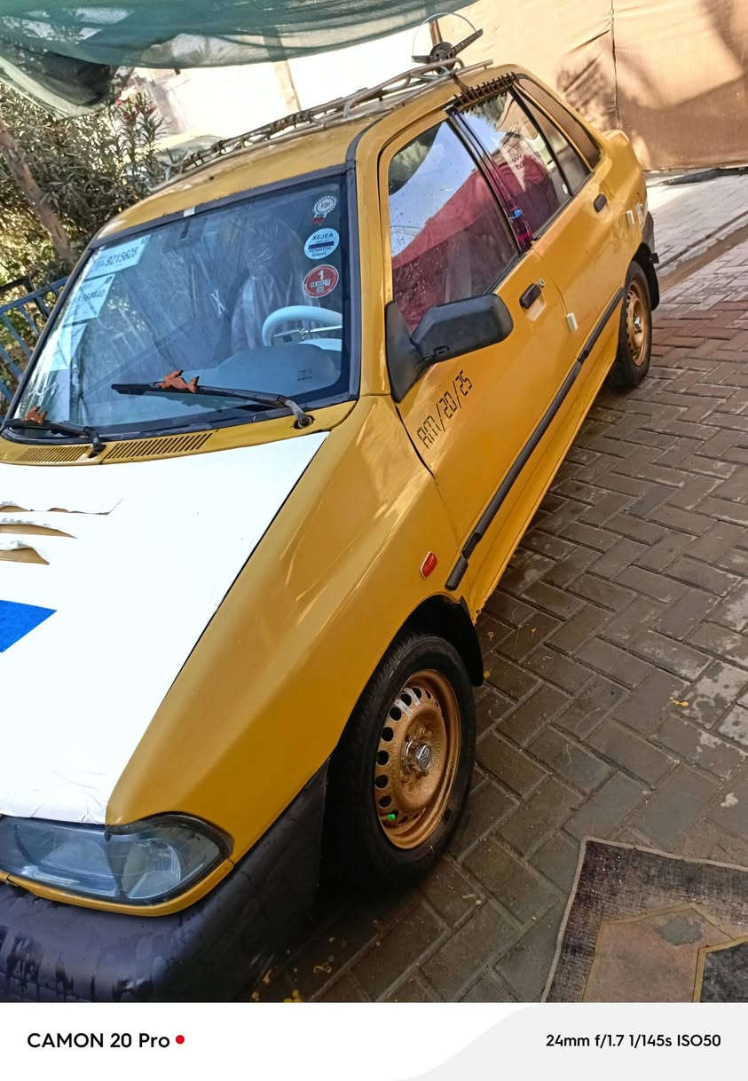 سلام عليكم  اخوان سايبه مديل 13 جاهزه حداديه كير توني شاده سياره حلوه ونضيفه مناقصه كلشي مايبه لا ضربه ولا صبغ ولا معجون سياره مشط جديد بور جديد سياره حلوه وجاهزه رقم قادسيه مصفره هيئه وغرامه  سنويه ل29 يله تصقط  سعر 23  مكاني ديوانيه نتصل مامتواجده على نت   (سياره دوشمه كماليات سوبايه كلهه مرتبه وحلوه) ***********
