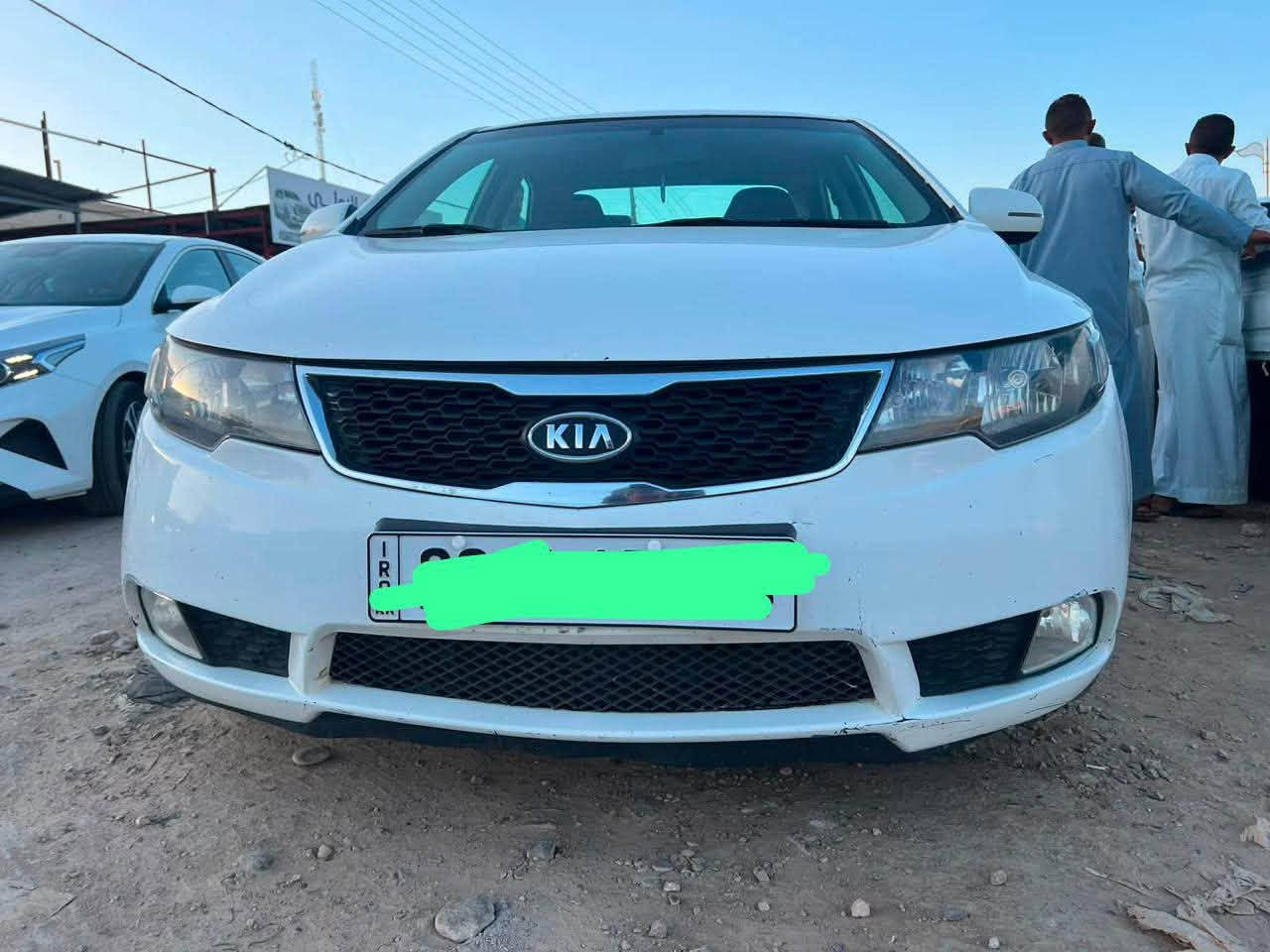 سيراتو ٢٠١٢ سياره كامله من كلشي گير ومحرك وتبريد والسونار موجود وياها بالصور ***********
