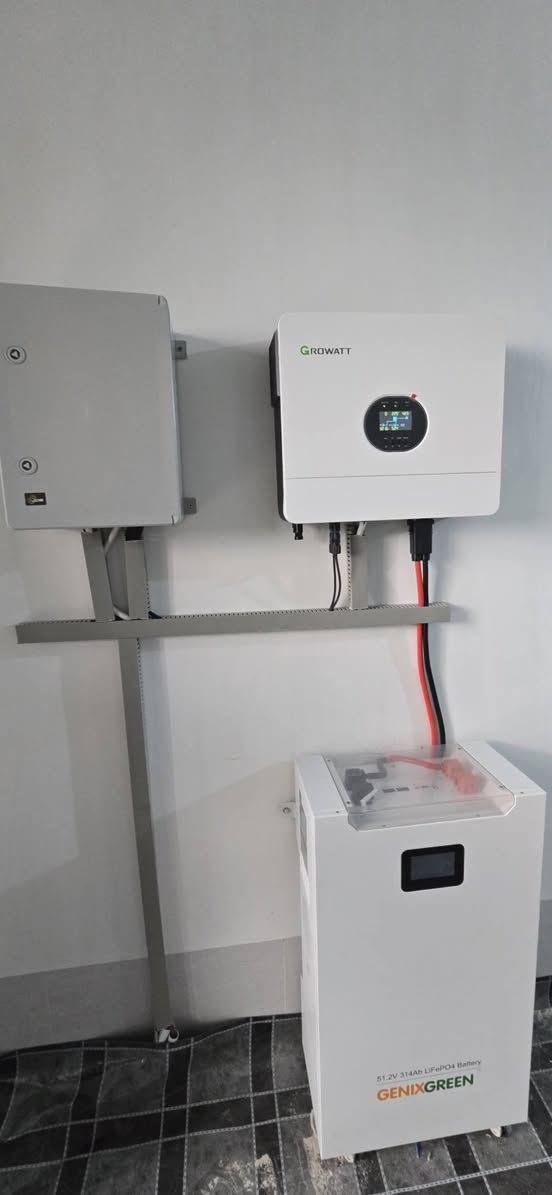 تم بحمدالله تنصيب منظومة طاقة شمسية بقدرة 
16اميير نهاري و 14 امبير ليلي 
الواح بقدرة 615W  نوع لونجي ضمان 15 سنة
انفيرتر GROWATT  6Kw   ضمانة سنة استبدال 
بطارية ليثيوم 16kWh  من شركة GENIXGREEN  ضمان 10 سنوات 
  اليوم في بيت  المهندس حكمت اللهيبي 
للاستفسار الاتصال:-
***********
***********

GenixGreen Iraq 
GenixGreen 
المركز الذهبي-Golden Center
