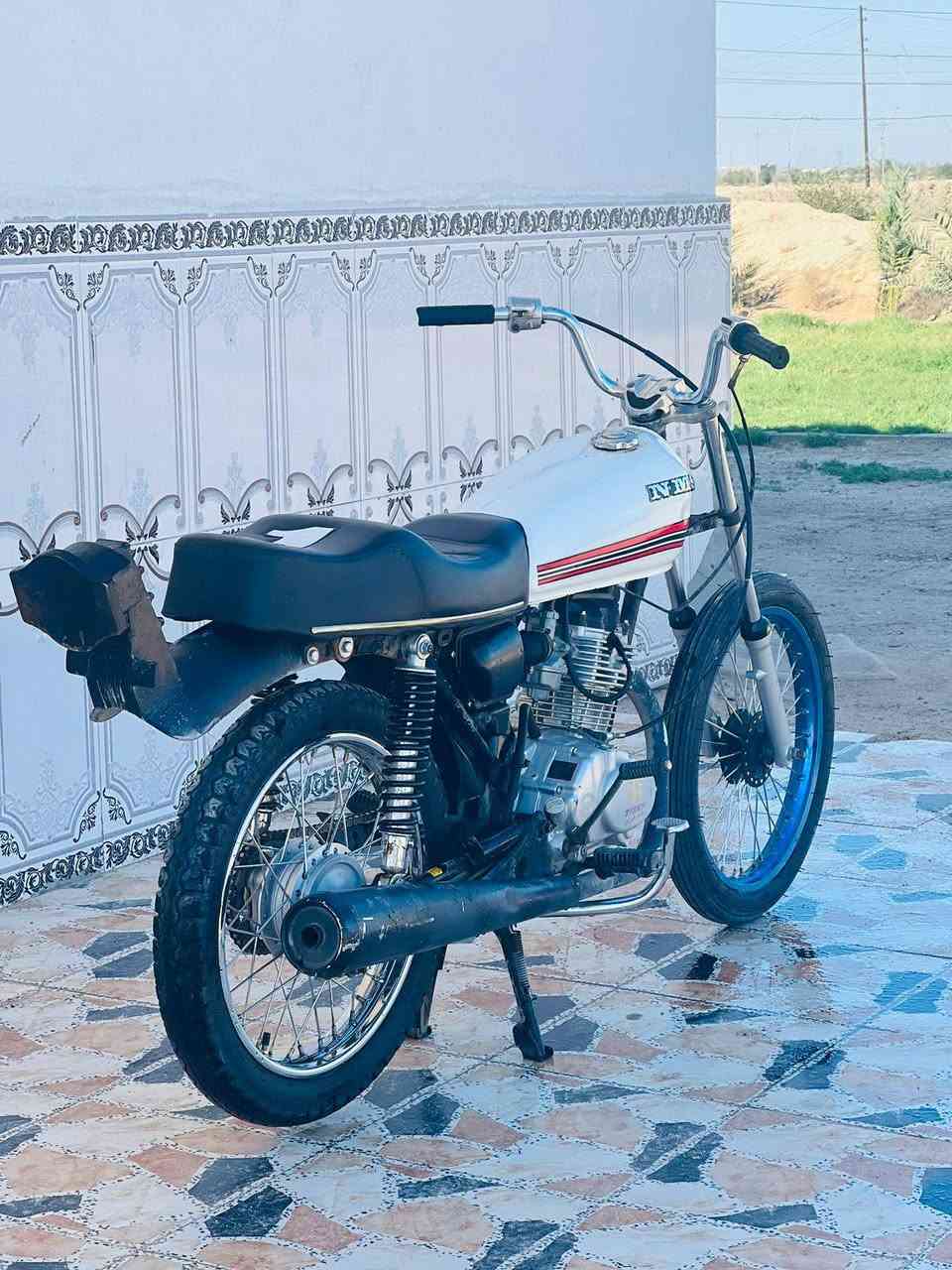 سلام عليكم دراجه للبيع كلك مكينه تايگر مديل21مكينه بطله شاصي مكفول تعمير غراض كله جدد دراجه سامته سعر 550وبيه مجال(الويل الگدام مو للبيع)مكاني بصره خور زبير رقم تواصل ***********
