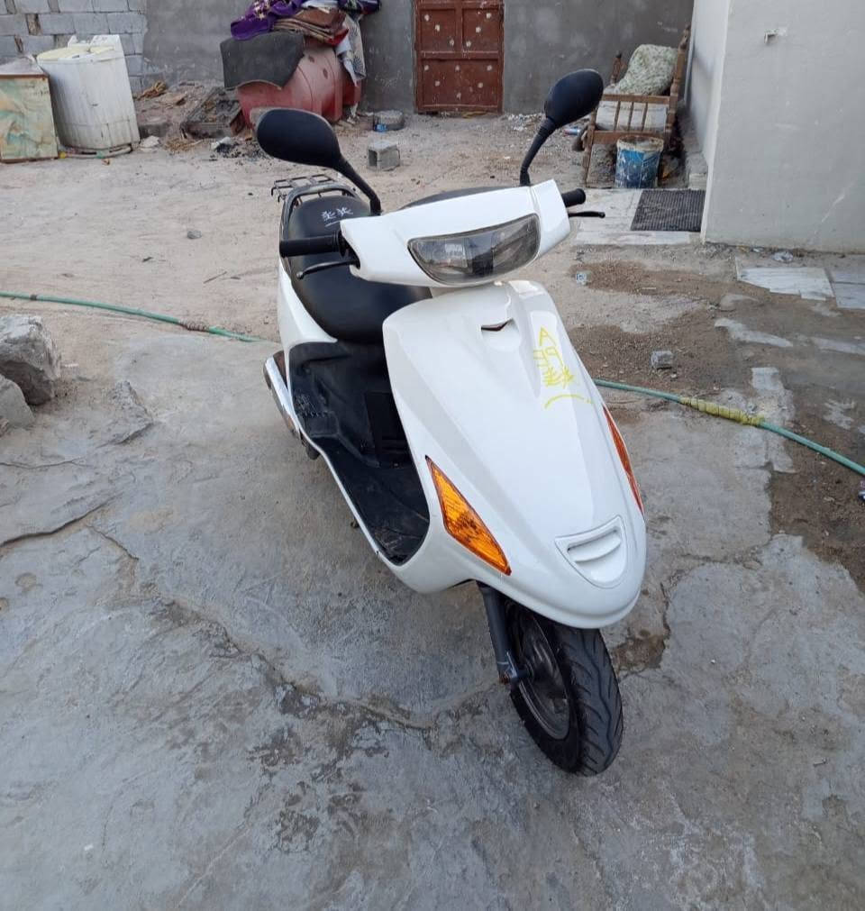 السلام عليكم فراشه للبيع ما مفتوحه مال باله صار لي شهر ماخذها من الباله مقفوله كفاله عام ماكينه خرسه نهضه ومعدل خير من الله دراجه كله الجديده بحاله الرمبه كهربائيات من الطول للطول تخم تاير جديد بريكات كله شغال كفاله عامه وين ما يعجبك تفحصه محتاج على بياته ومستعجل على بياته اكرر صار لي شهر ماخذها من الباله سعر 550 بيها مجال قليل الشراي يتصل ***********
