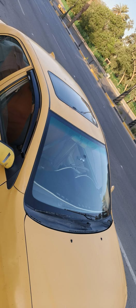 سيارة بلادية خير من الله ناقصها فقط تبريد كير ومكينة مكفولات السيارة كير عادي باسمي بيها طخة بالجاملغ الامامي الايمن سعرها ٤١ مكاني بغداد الكرخ *********** كرار
