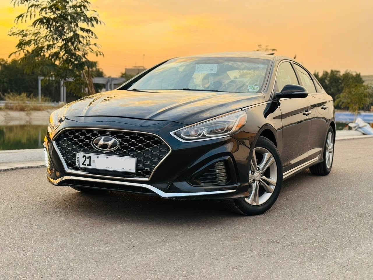 سلام عليكم سوناته موديل 2019 
وارد امريكي حادثه  بنيد وجاملغ فقط  بدون دواخل  والباقي كفاله 
ماشيه 50الف فقط
فووووول 1/1 
سبورت
كشنات تتفه وتبريد
فتحت سقف
كيجات رياضي
بصمه
كشنات جلد
شفتات ستيرن
فول تحكم ستيرن
شاشا جبيره
محرك2400 
فول حساس
بكليت لد 
سياره فول لفول1/1
سياره جديده كلش 
كير ومكينه خير من لله جاهزات
صدر جديد 
‏تخم تاير جديد
كهربيات جاهزه 
رقم سليمانيه الجديد بسمي 
سياره جاهزا  من كلشي 
وبل عافيه  على لياخذه 
مكاني بغداد 
رقم الهاتف ***********
‏ملاحظة ما ممتواجد على النت
