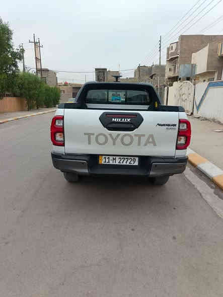 سلام عليكم تيوتا هايلوكس موديل 2024 خليجي سياره بعدهي على وضع شركه زيرو جديده مكفوله كفاله عامه من رصعه شخط حداديه رقم بغداد جديد نكليزي تحويل ثاني يوم 
فول مواصفات 
بصمه تشغيل 
بصمه ابواب 
شاشه جبيره 
كشنات كهرباء 
بعد بيها مواصفات خير من الله 
6 سلندر حجم 4000
ماشية 4000 مكان الانبار فلوجه 
سعر 425$ بيها مجال للطيبين رقم هاتف ***********
