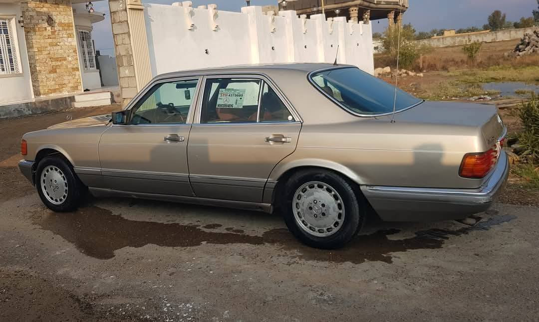 بسم الله الرحمن الرحيم رمضان مبارك
جامبو موديل ٩٢ رقم بغداد جديد باسمي سنوية جديد 
محرك بلادي ٣٠٠ عنكبوت صدر خلفي امامي جديد 
تخم تايرات  كشر نظيف جدا بدون معجون 
محرك بي بدايه  تبخير مكاني بغداد الغزالية 
***********
