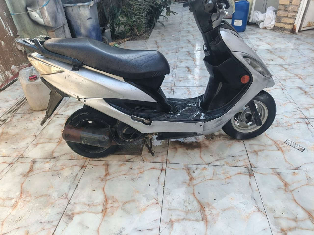 جي فور شغاله سلف هندر كهربياات كامله شلعه قويه وسريعه ب٣٠٠ وبيه مجال مكاني فضليه


**إذا كنت صاحب هذا الإعلان وتريد حذفه لأي سبب، رجاءا أرسل رسالة إلى الدعم الفني**