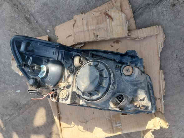 للبيع ... لايت كيا سبكترا جهة السايق فقط اصلي مال حاوية .
بغداد-الحي الصناعي خلف كراج النهضة .
هاتف ***********
