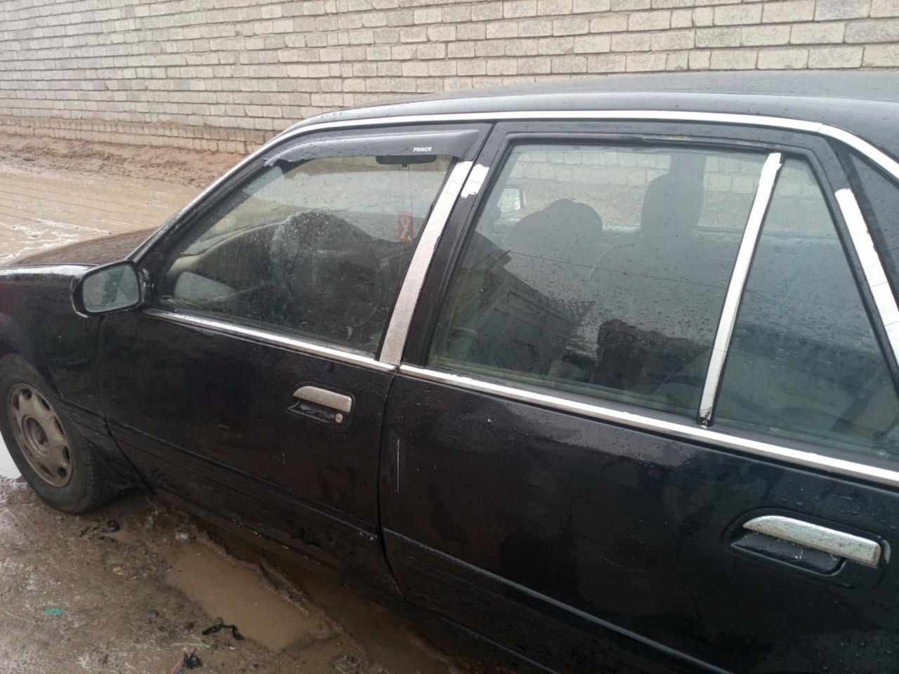 للبيع دايو برنس
مكلف بالنشر
موديل 1993
محرك فول نشاط
كير فول نشاط 
صدر فول تواير جدد
سياره مرتبه وكاعده 
سياره مسجله الماني
الاتصال ‏‪***********‬‏
