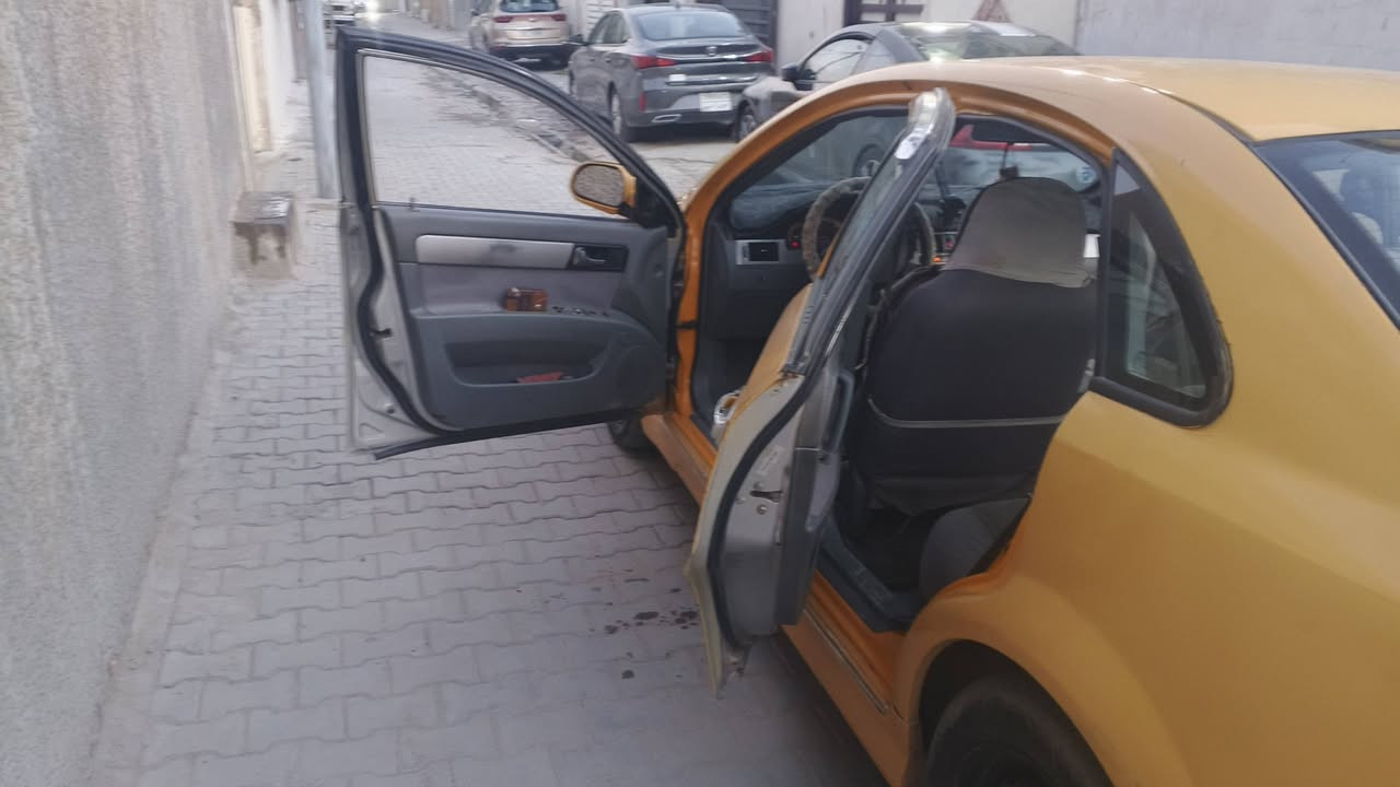فورنزا 2008 أجرة رقم انكليزي وارد امريكي حادث بنيد مع جاملغ امامي أيمن السعر 38 للستفسار على الرقم ***********
