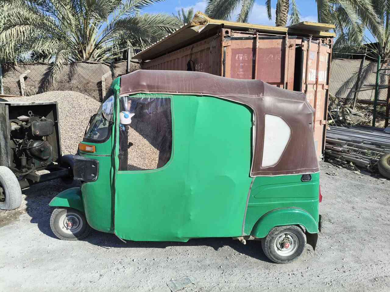 السلام عليكم تكتك للبيع موديل ٢٢ السعر ٧٥٠٠ وبيها مجال المكان سياحي اني مكلف بلنشر هاذا رقم صاحبها ***********
