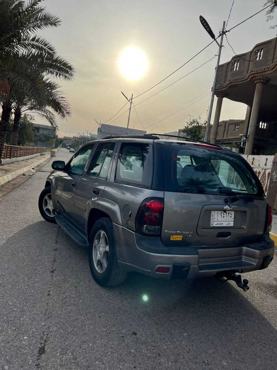 للبيع بلايزر موديل2008 السياره رقم ديالى  لحد 2028  سنويه تصقط  مكينه كير جديد شاده حداديه مضبوطه السياره ماتصرف عليه ربع ومكفوله من الضربه  بس بيها رش بدون دواخل جه السايق والباقي مكفول محرك ابيض كهربية كله شغله سياره جاهزه من كلشي شاشه سستم سماعات كامره امامي خلفي
منظومه غاز جديد شاده
مكان ديالى جلولاء 
سعر 100
استفسار ***********
