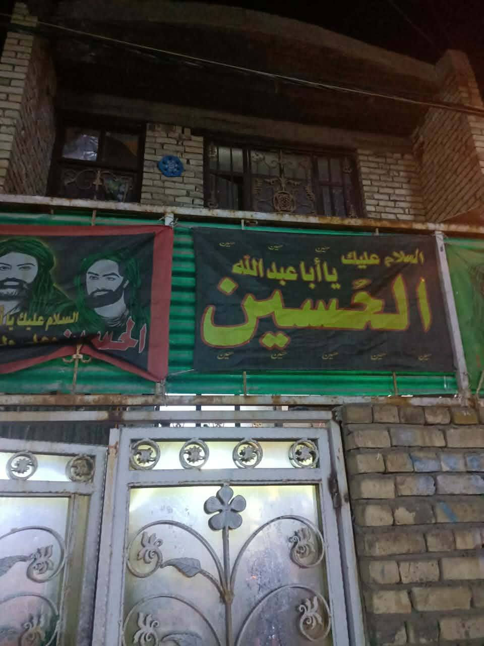 خليل عندي بيت ابو درع مقابيل ام الكبر غزلان ابو درع طابق ونص السعر100 بي مجال 100متر***********
