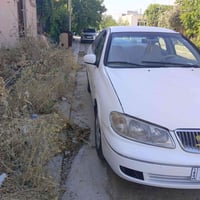 نیسان سەنی مۆدیل 2009 تە کسی بوە کراوە تە وە بە خوسوسی هە مو گیانی بە ...