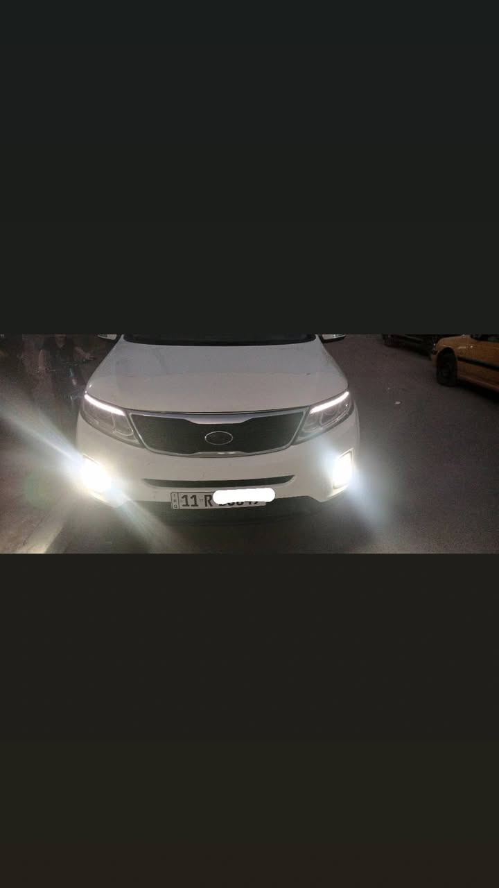 سورنتو 2014 خليجي فول 1/1بانوراما
سته سلندر 3500
جلد كشن كهرباء 
تدفئه تبريد 
سبعه راكب 
ثلاث قطع تبريد 
لد ترحيب بالدواسه مري شفط
خمسه ويل كب 19 أنج
كاعيه مغلفه جلد 
حداديه جديدة 
سيارة بغداد باسمي تحويل ثاني يوم 
اربع قطع بين بارد او صبغ كما موضح بالسونار المندلاوي
السعر 150 أو بيها مجال حك الجيه 
هاتف او واتساب ***********
