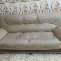 كنبة • صوفا
