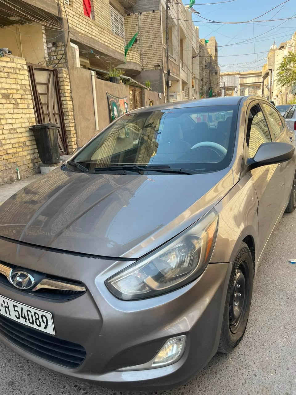 السلام عليكم اكسنت مديل٢٠١٧السيارة احلة منل صور بهواي رقم أربيل تحويل أو وكالة السيارة خير من الله محرك كير تبريد كفالة حادثهه جاملغ وبنيذ نفسهم مصبوغات مستعجل عله بيعتهه السعر٨٠وبيهه شي بسيط مكانهه بغداد البلديات***********
