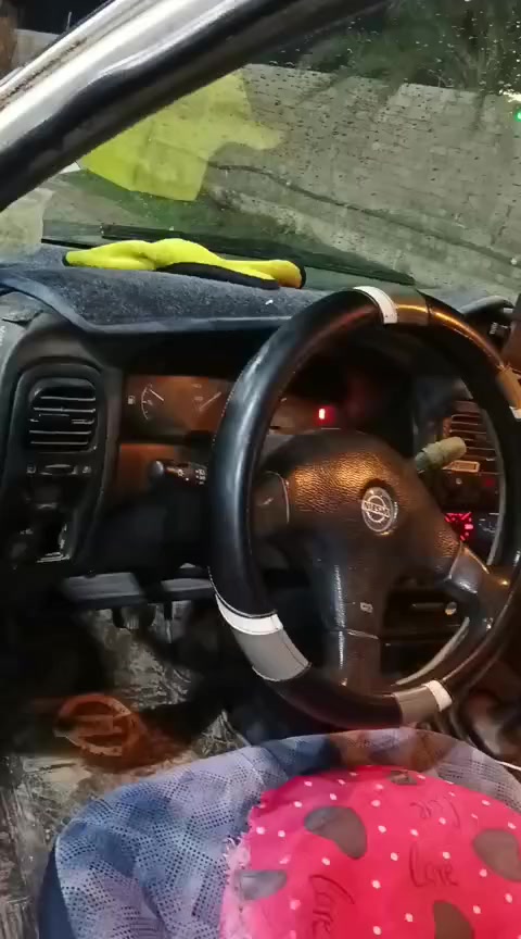 للبيع
سيارة نيسان براميرا موديل 91
رقم ديالى مشروع وطني شرعيها بل موصل ابيع تحويل بدون وكالة محرك جديد حجم 20مال كصة ماصارشهر من شديتو طخم تاية باتريد جديد تبريدها ثلج 🥶
الضرر صندوك 
السعر 25وبيها مجال
ويرهم بل قصط
***********كورك
***********اسيا
