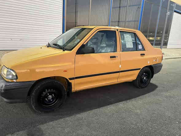 سلام عليكم سايبا مديل 2017 بيها ربع الجاملغ الخلفي صبغ الباقي مكفول رقم دولي مصفره كلشي تخم تاير جديد باتري جديد جاهزه من كلشي 
السعر ب 43 وبيها مجال مكاني بغداد 
رقمي ***********
