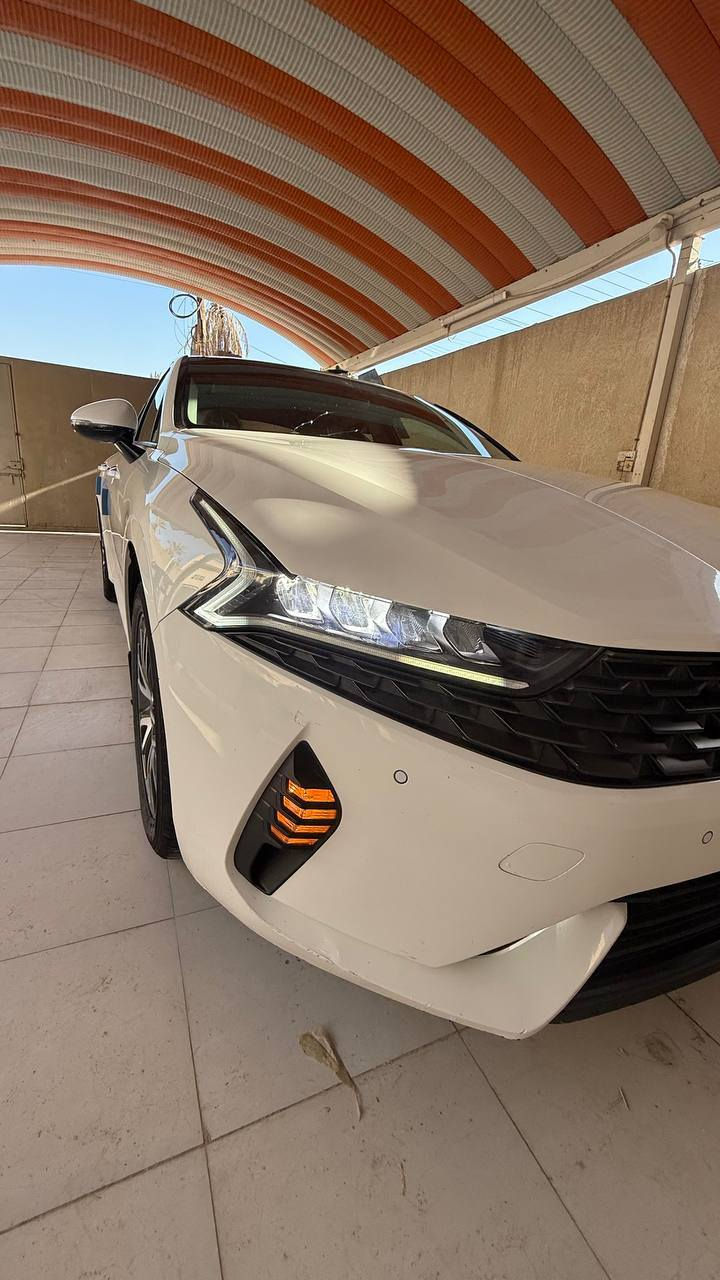 للبيع K5 موديل 2023 خليجي  رقم اربيل فول مواصفات
محرك 2000 دوش المرغوب
فووول مواصفات
سقف بانوراما
كشنات جلد
كشن كهربائي
كشنات تدفئه
تحكم تبريد شاشه وازرار لمس
مناخ منفصل
تشغيل عن بعد ترحيب عند
الاقتراب
مري جانبيه شفط كهربائي
لايت لد عدسات هاند بريك بصمه
كفاله سابقاً بيه حادث مامصلح مثل ما موضح بالصوره 
مامتواجد عل خاص الشراي يتصل ويدلل
السعر 160وبيه مجال
مكان السياره بصره جزيره 
*********** البصرة, العراق
