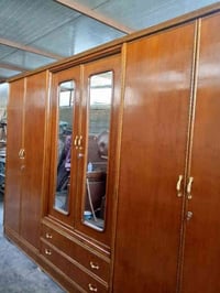 كنتور ٦ابواب • ٦ رفوف • ارتفاع ٢٢٥سم