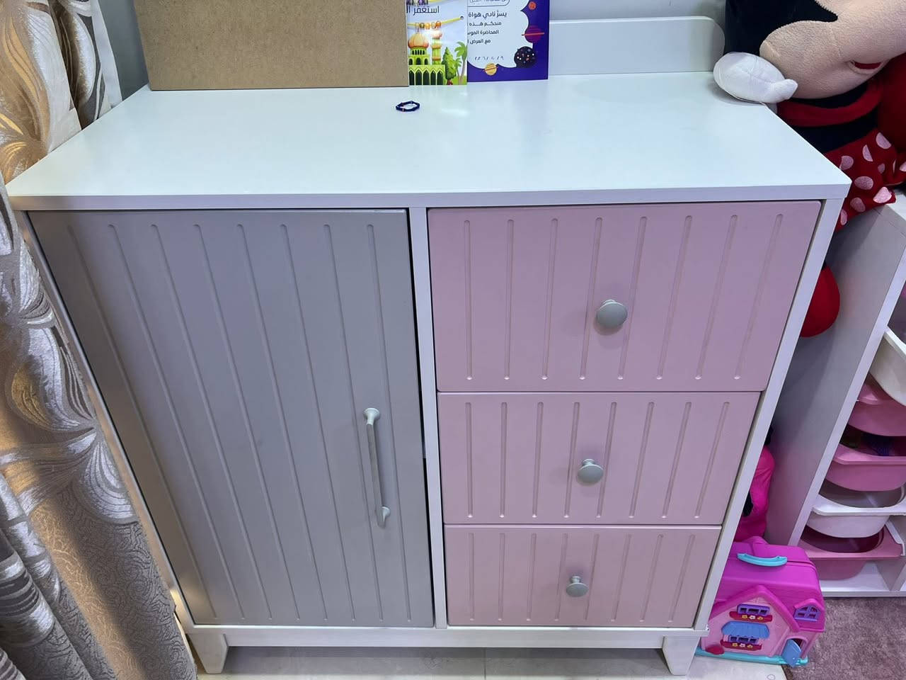 للبيع تخم وغرفه نوم اطفال الغرفه نضيفه كلش 100/100 استعمالهه كلش قليل ولتخم هم نفس الشي كدامكم اي استفسار راسلوني خاص


**إذا كنت صاحب هذا الإعلان وتريد حذفه لأي سبب، رجاءا أرسل رسالة إلى الدعم الفني**