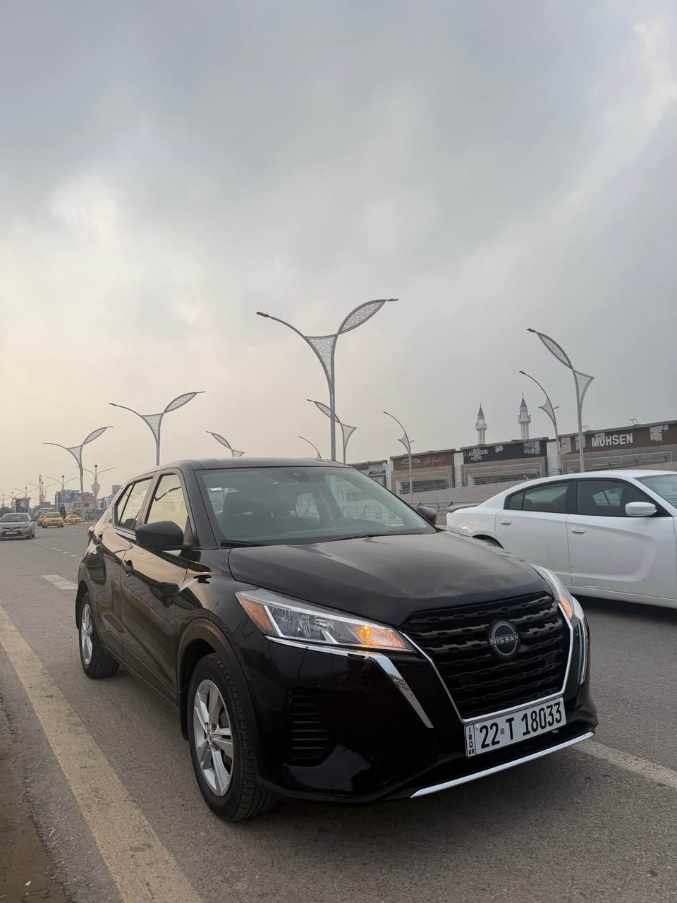 السلام عليكم
للبيع او مراوس حسب قناعة 

نيسان كيكس 2023

السعر : 127 بيه مجال بسيط حك جية 

عداد المسافة : 36 ميل فقط

ملاحظة السيارة : 3 قطع صبغ فقط 
صور سونار ورقم شاصي مرفق مع صور
 ✅

المواصفات : 

 ابواب بصمة

بصمة تشغيل 

شاشة ایباد

كاميرا 

اوتو ستوب Auto Stop‎

رادار امامي (تحديد مسار)

رادار جانبي  (نقاط عمياء)

رادار خلفي (التحذير من الاصطدام)

نظام : Eco

نظام : Normal 

نظام : Sport

تحكم استيرن 

بلاجيكتور 𝐋𝐄𝐃   بيلادي

بكلايتات𝐋𝐄𝐃   

ويل كروم

بعد هواية مواصفات…

‏‎تفاصيل اكثر الاتصال علی *********** كركوك, العراق
