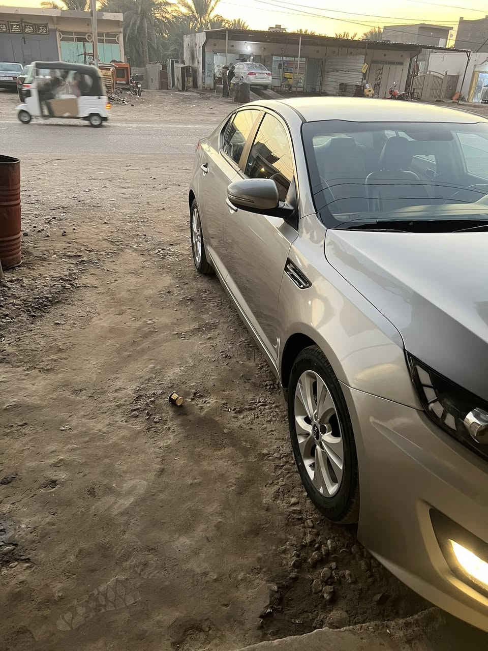 سلام عليكم اوبتيمه للبيع موديل ١3  خليجي رقم شمالي مكنيه وكير وصدر كله جديداسياره بيه طخه بلجاملغ لخلفي بلداير وبيه جراد فقط صبغته حزام لاضربه بشاصي ولا بلغد كله مكفول دبل كزوز ماعايزه الف عنوان نعمانيه *********** مكلف بانشر لسعر١٢٢ وبيه مجال سياره جديده
