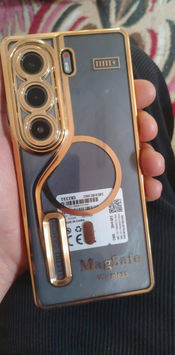 السلام عليكم تكنو كامون 40
ستخدام ايام بسيطه ذكره 256 عشوائي 8+8
شحن سريع 45واط مكفول من كلشي كامرات فول من سوني 
سبب البيع مجتاج اخذته ب260 سعره 200


**إذا كنت صاحب هذا الإعلان وتريد حذفه لأي سبب، رجاءا أرسل رسالة إلى الدعم الفني**