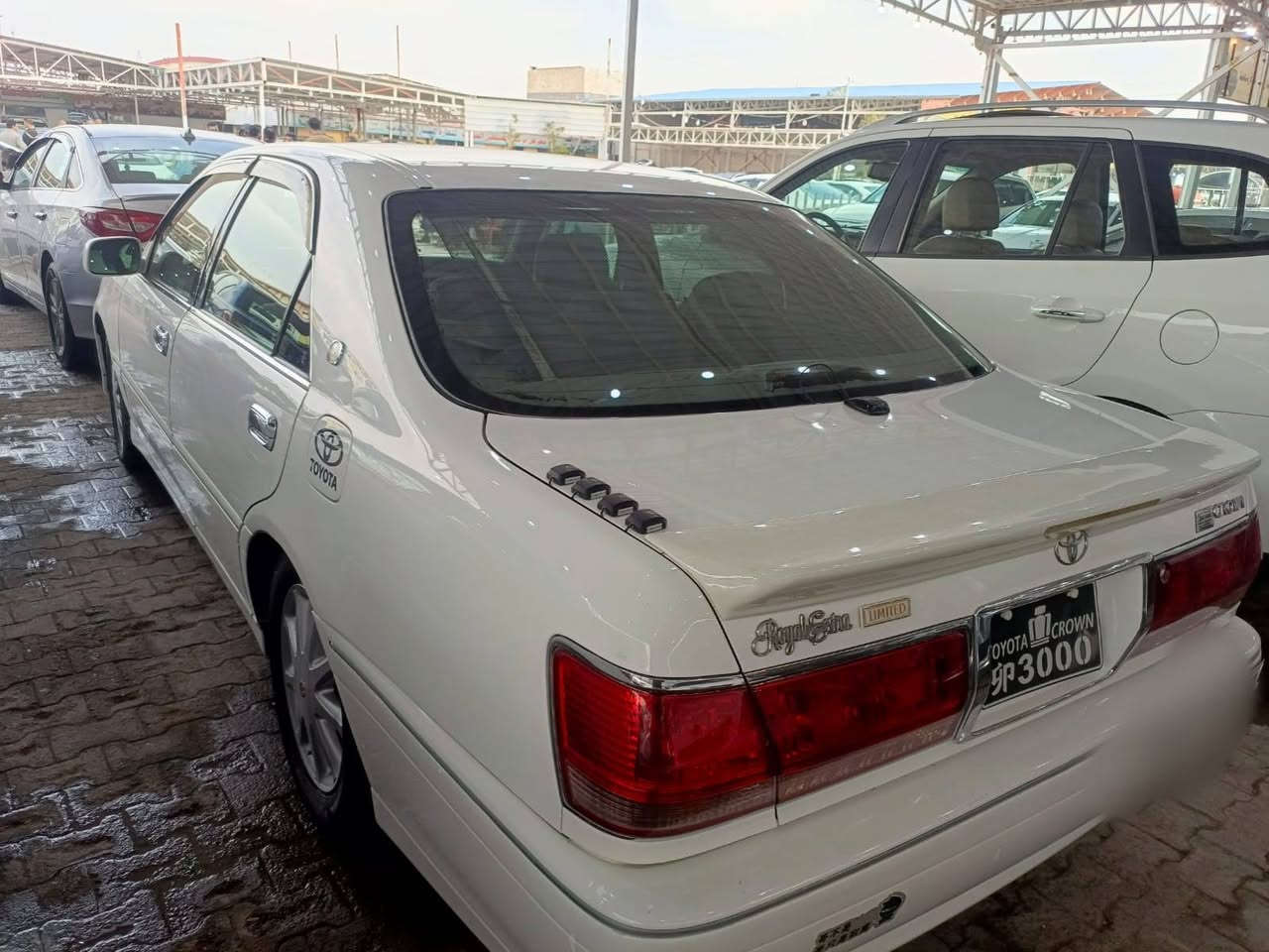 سلام عليكم ملكه كراون للبيع
مديل ٢٠٠١ 
مكفولة من كص ونقل جثة واصوليات 
مداور ثاني رقم الإنكليزي بغداد 
دگمتين مكينة 2.5 ففي تي 
السعر 145 وبيه مجال الطيبين 
مكان كربلاء 
‏‪0781 301 0412‬‏
