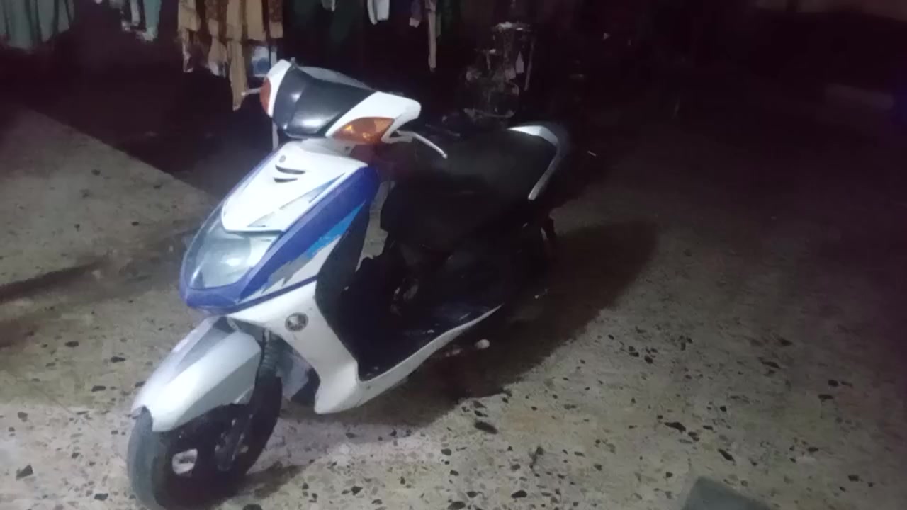 للبيع سكنس 110 (محرك بلادي)مزوده
المحرك: بلادي ما مفتوح (فقط ولفات) تشغيل نكرة ومكفول من الرنة والدخنة.

​التزويد: لايت زنون + نظام صوتي MP3 + ويلات اثنين.

​السعر: 450 ألف (وبيه مجال بسيط للشراي المستعجل).

​للتواصل: [***********] - [مكانك ببغداد مدينت الصدر ]

السعر ٤٥٠..بيه مجال حك الجيه
