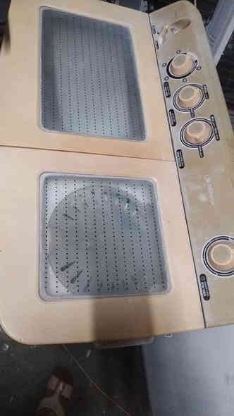 غسالات مستعملة للبيع شرط الشغل العنوان الدوره المهدية الثانيه قرب جامع التقوى *********** السعر ٧٠ الف ***********
