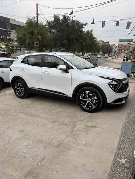 كيا سبورتج خليجي 2025 رقم اربيل
ماشيه 10 الاف 
اللون ابيض
مواصفات..
محرك 2.0 بصمة. تشغيل عن بعد. حساسات عدد4. سايد بريك بصمة. مري شفط. تبريد قطعتين. اوتو هولد. ويل حجم 18 . رادار جانبي. شاشة اصلية. كامره ابل كاربلي. تحكم ستيرن. شفتات بالستيرن.
ضمان شركة نم. 
السعر 22600 $ مجال بسيطه 
مكان السياره بغداد _ السيديه
هاتف ***********
