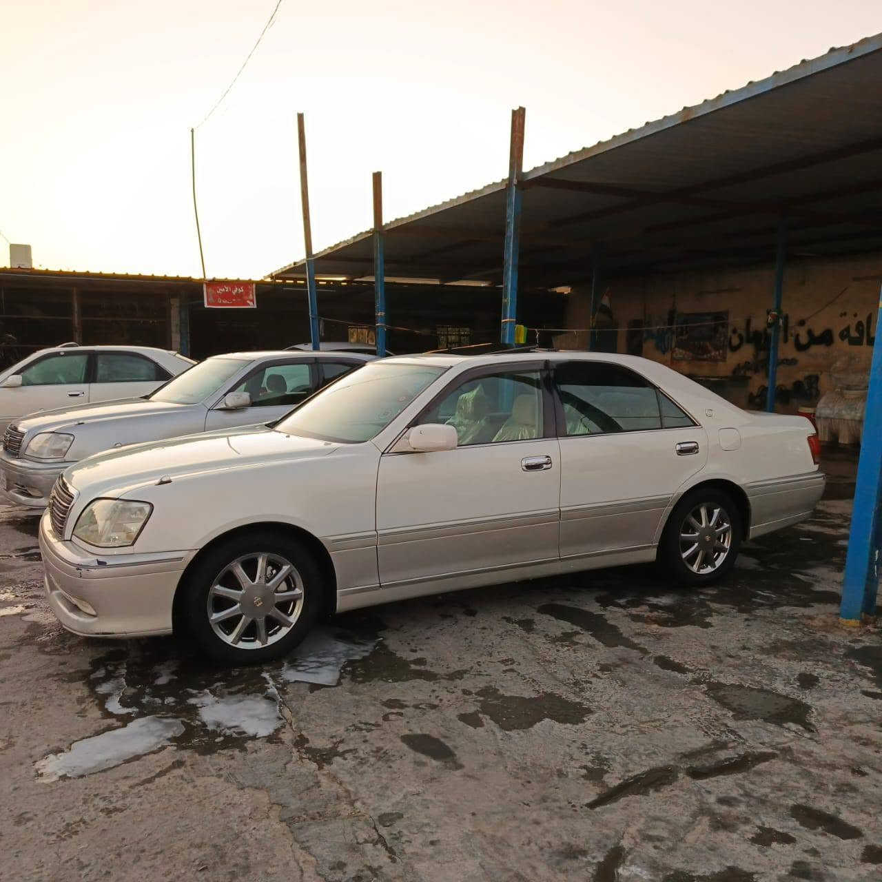 سلام عليكم ملكه موديل 2003 كفالة  عامه
تحويل ثاني يوم رقم بصره انكليزي 
ماشيه 143الف
فول موصفات فتحه قماره
برده سلايد خلفي دكمتين
كير محرك مكفولات حداديه تخم تاير ولك كب 
 برده خلفية تبريد ثلج 🥶
سيارة جاهزة  كهربايات كلها شغالة ما تخسر عليه ربع 
محركه D4 الصغير
السعر 160وبيه مجال للشراي 
العنوان /ذي قار شطره 
التصال ***********
