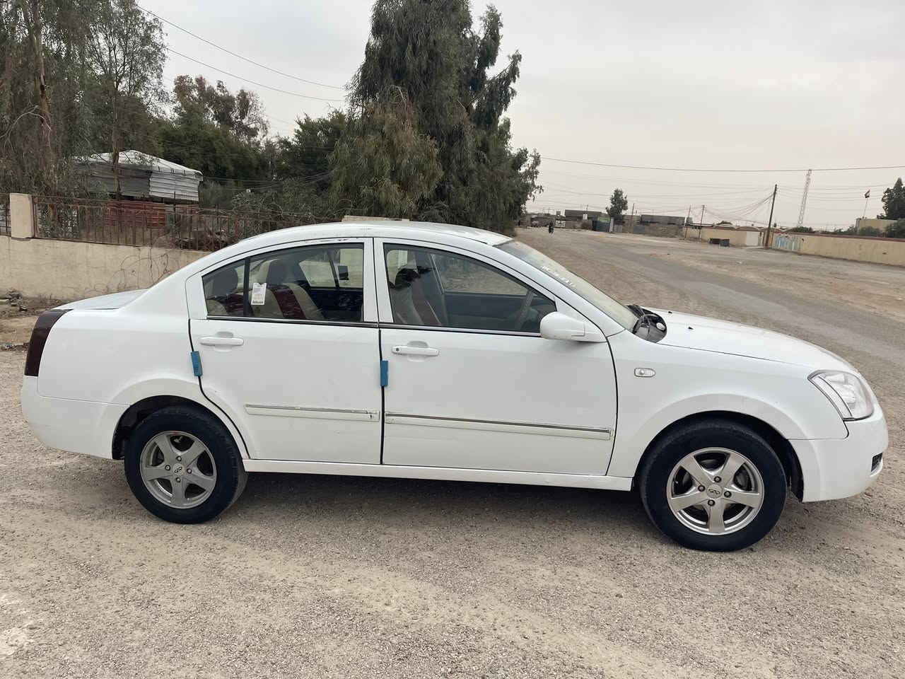 السلام عليكم شيري A5 2010 رقم أنبار دولي بسمي هزه جديد سنويه إلى ٢٠٣٠ السياره بيه قطعه وحده صبغ فقط الباقي مكفول محرك ١٨٠٠ اهاين يعني يجي حديد مو فافون تنسى الحماوه وصرف البانزين اقتصاديه بشكل  لبيع بسعر ٤٣ وبيه مجال مكانه الرمادي الاستفسار الاتصال بل رقم ***********
