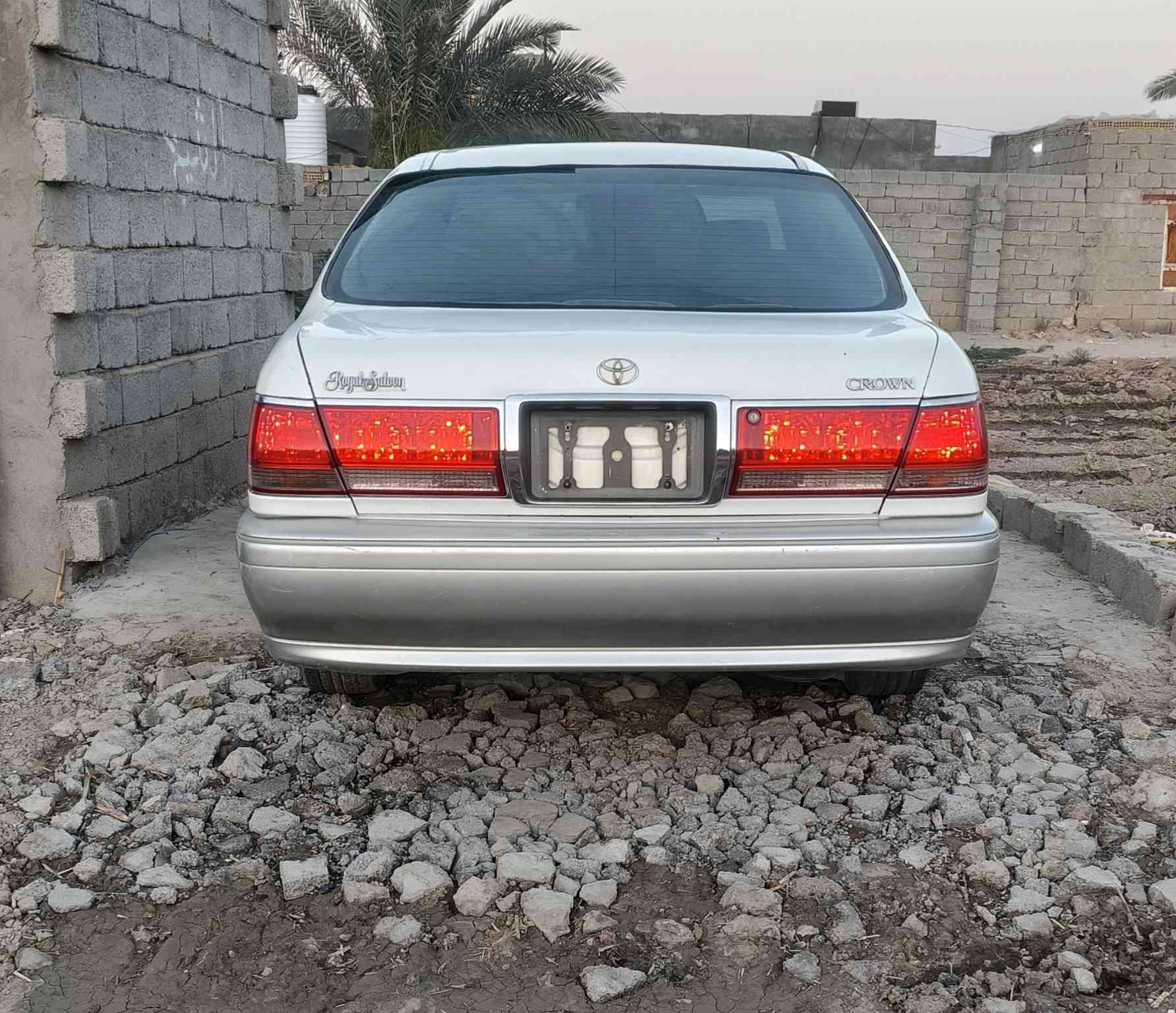 ملكة دخول جديد كرستال اصل
كصة جنطه متوم ارقام وسنويه طبق الاصل مكينه وكير ديفور الزغير كفاله حداديه جديده تخم تاير جديد ستيرن كهربائي 

دكمتين كهربائيات كله شغاله 

سياره جاهزه من كلشي 

السعر 30 وبيه مجال 

مكان الشطره ***********
