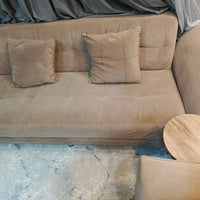 يتحول لسرير • ١٠ نفرات • ثلاجة